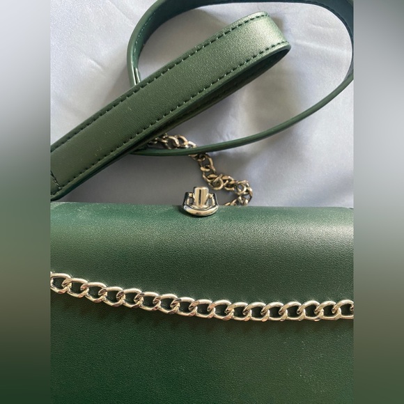 Miniso Japan Forest Green Mini Purse Bag with Silver Hardware and Magnetic Clasp - Picture 5 of 6